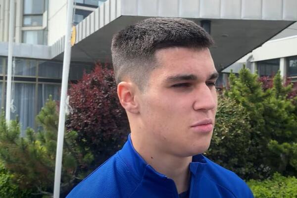 VOLI ZVEZDU, A IGRAĆE ZA CRNO-BELE: Budućnost dobija 5.000.000 evra!