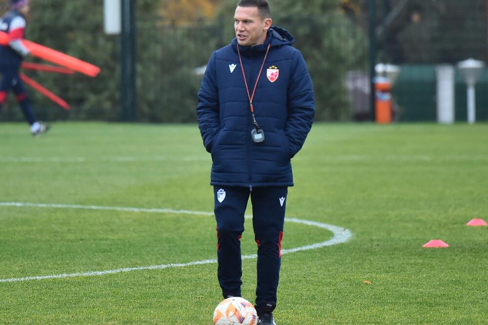 "NE PLANIRAM IKOG DA ODMARAM ZBOG DERBIJA!" Bahar spomenuo i Lalatovića, pohvalio i jednog mladog asa (FOTO)