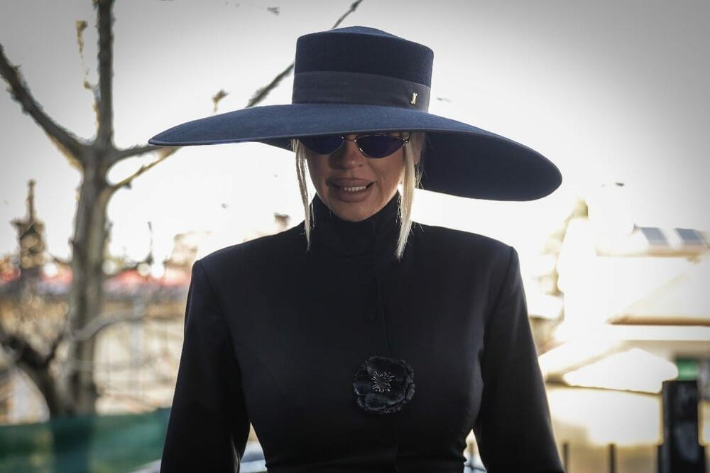 ŠOK IZJAVA JELENE KARLEUŠE I ODGOVOR FUTI: "Marina Tucaković se PREVRĆE U GROBU"