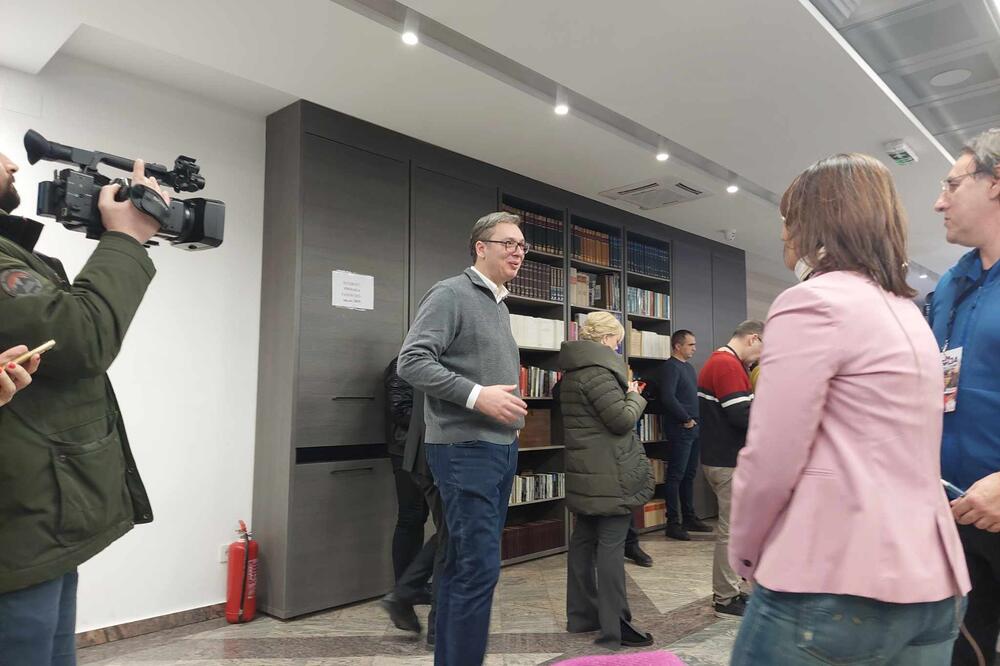 PRVO VUČIĆEVO OBRAĆANJE POSLE IZBORA: "Rezultati će biti bolji nego što su bile procene"