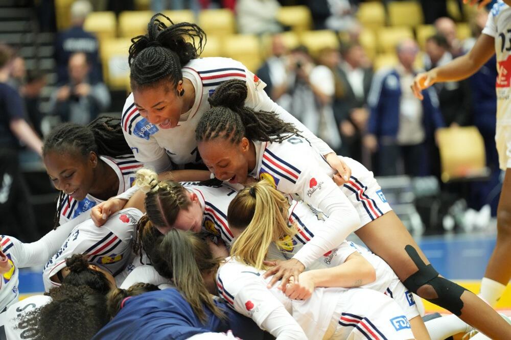 FRANCUSKINJE SVETSKE ŠAMPIONKE! Osveta zlatnih sa Olimpijskih igara protiv evropskih prvakinja iz Norveške (FOTO)