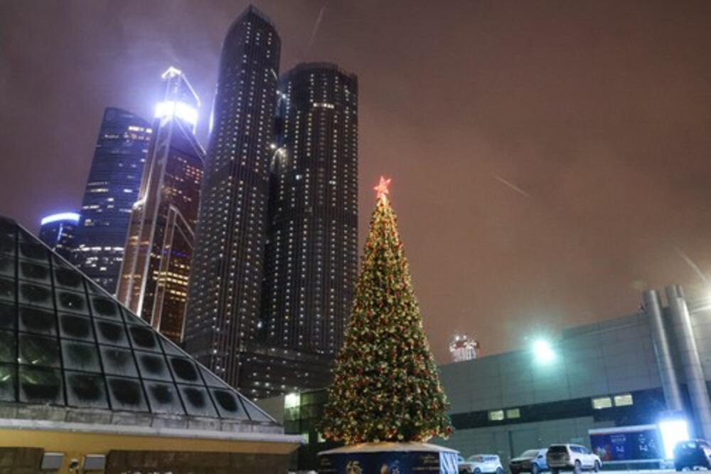 LJUDI MIRNO SLUŠALI KONCERT, A ONDA JE KRENULA PANIKA: Kako je započeo STRAVIČAN NAPAD u Moksvi?