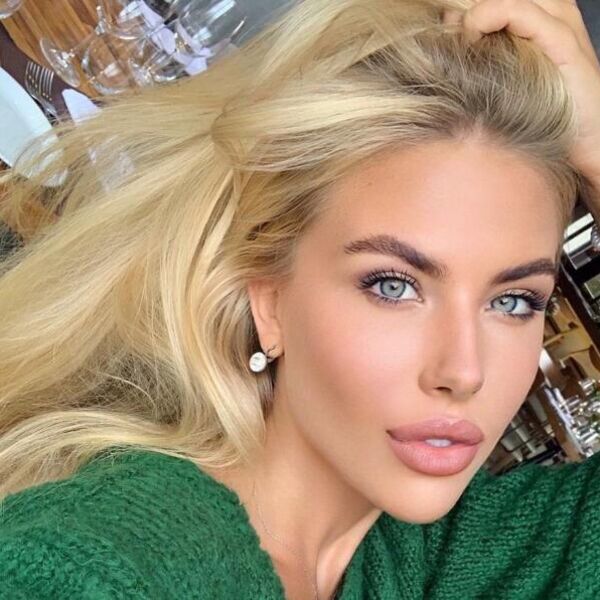 JEKATERINU FUDBALER IZBACIO IZ KUĆE: Pretili joj smrću jer se udala za CRNCA, sreću našla sa 20 godina starijim!