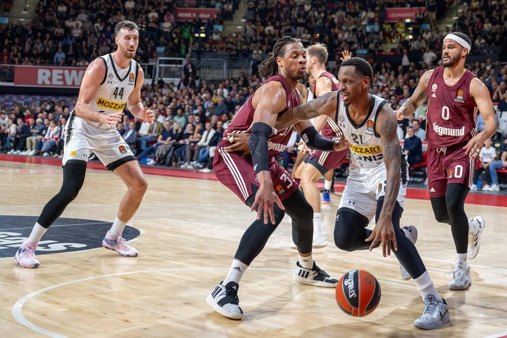 GOSPODSKI KLUB: Bajernov gest razgalio Srbiju! (FOTO)