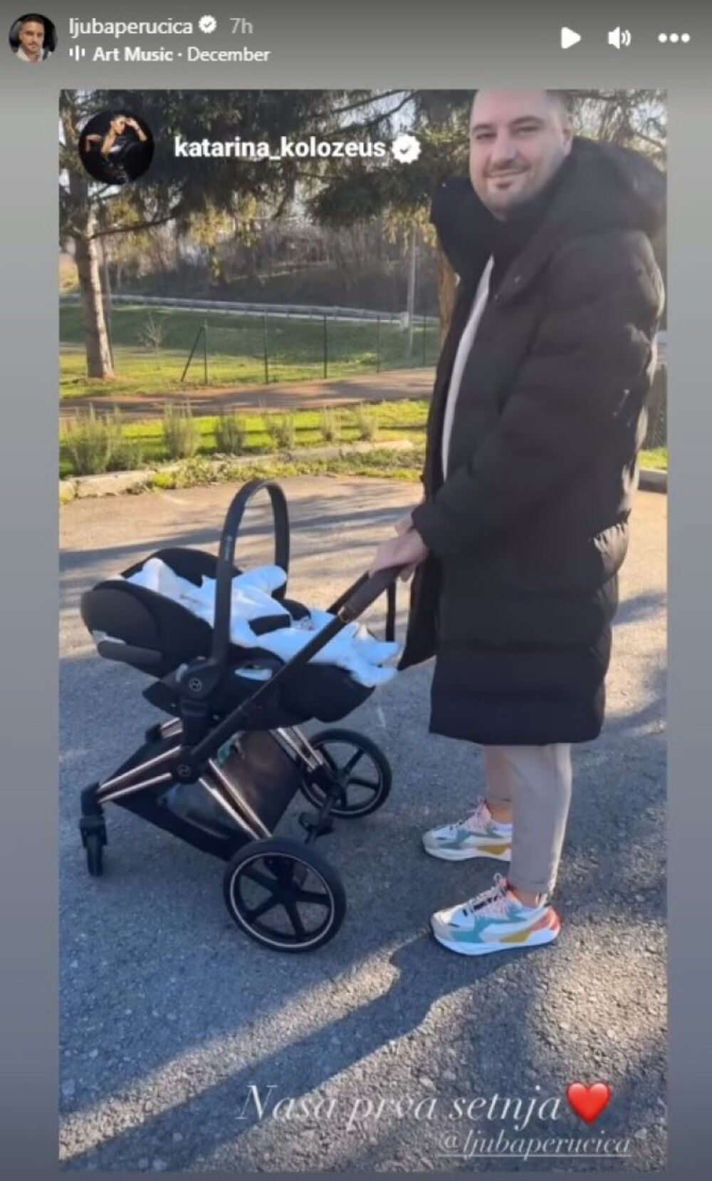 Par je dobio sina Alekseja, kog su danas prvi put izveli u porodičnu šetnju