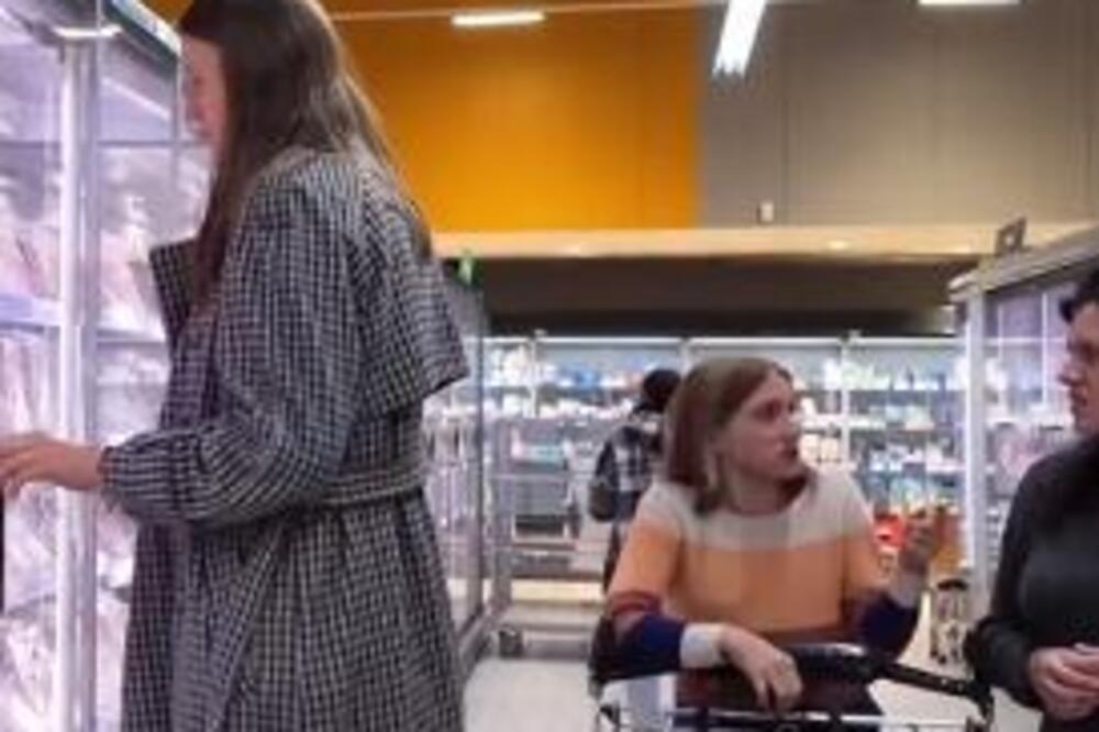 NATALIJA IZAŠLA U PRODAVNICU, A LJUDI DOSLOVNO NISU MOGLI SKINUTI POGLED SA NJE: Kad se okrenula SVI SU ZANEMELI