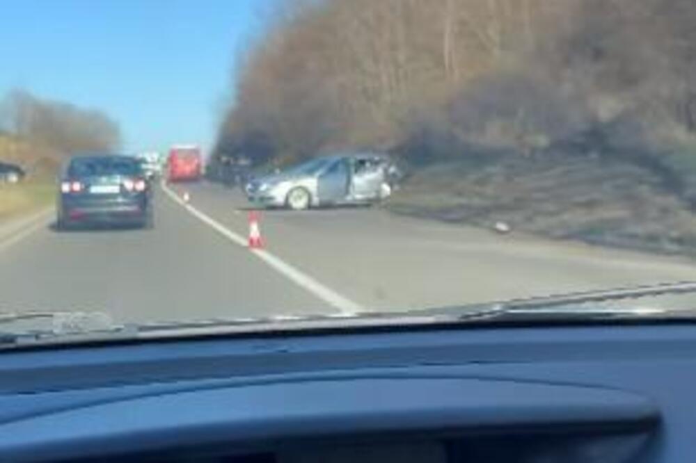 NEGOSLAV NE ZNA DA MU JE SUPRUGA MILENA PREMINULA: Unukica čudom preživela STRAVIČNU NESREĆU kod Malog Požarevca!