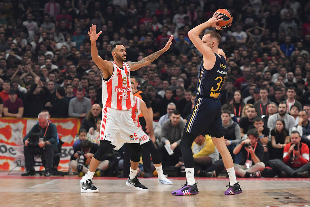 Džanan Musa na utakmici Crvene zvezde i Real Madrida