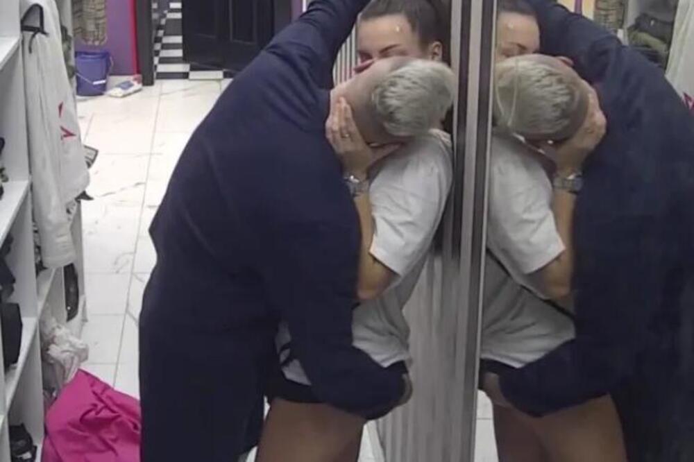 NAKON TUŠIRANJA SE UHVATILI U GARDEROBERU, PA NISU MOGLI DA STANU: Vrelu akciju Ša i Mione SNIMILA KAMERA (FOTO)