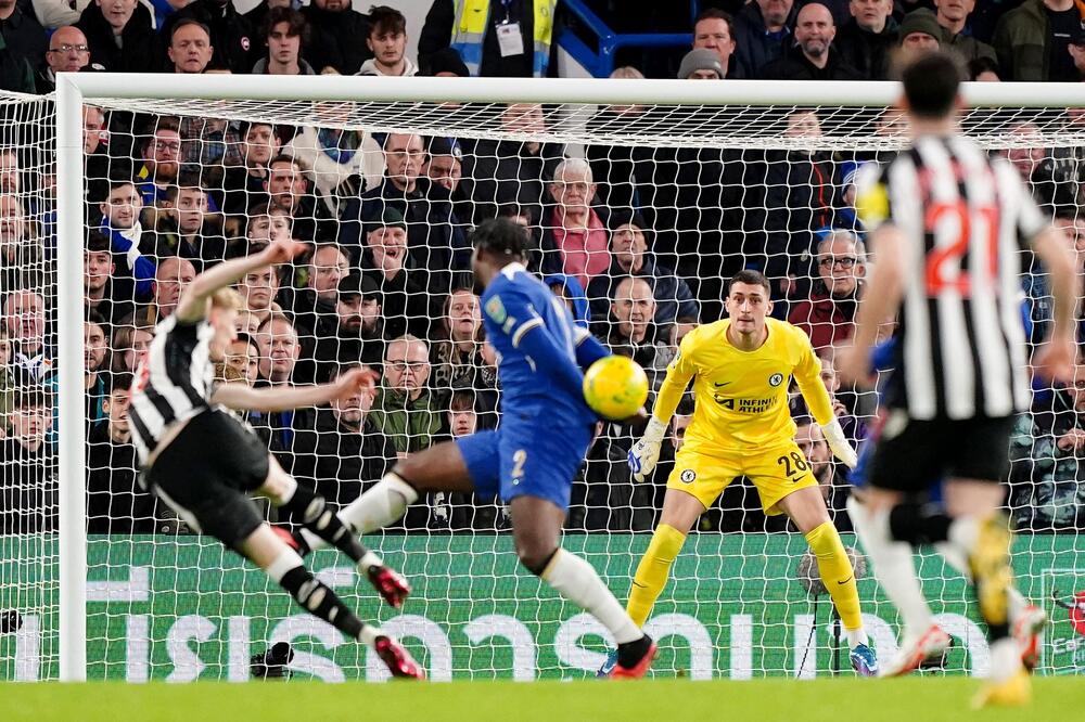 IZNENAĐENI STE USPEHOM ĐORĐA PETROVIĆA U ČELSIJU? Posle ovoga će vam biti jasno KAKAV JE TO ZAPRAVO BISER!