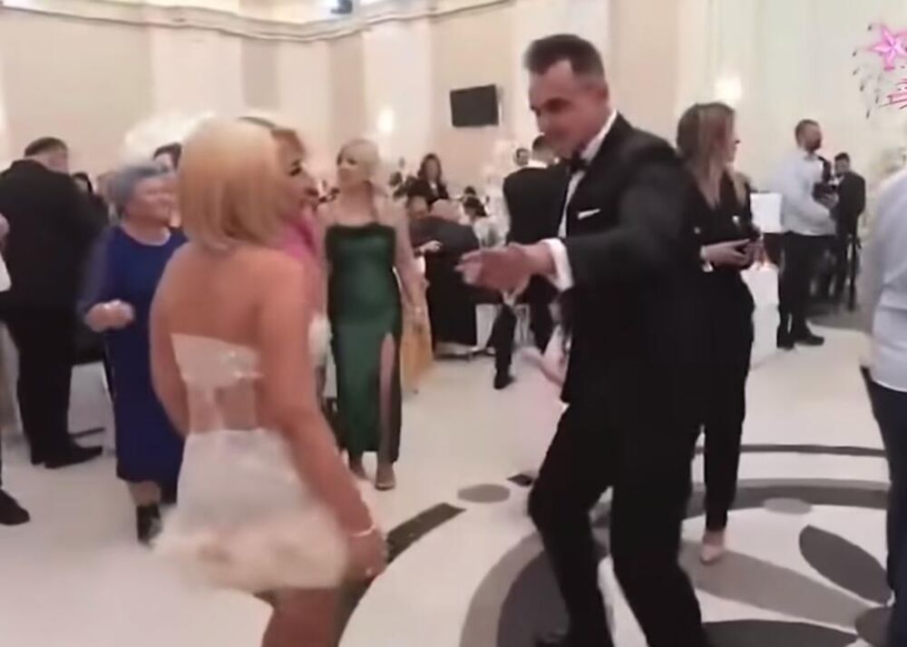 Sem što su im zamerili da su oni umesto mlade i mladoženje bili u centru pažnje