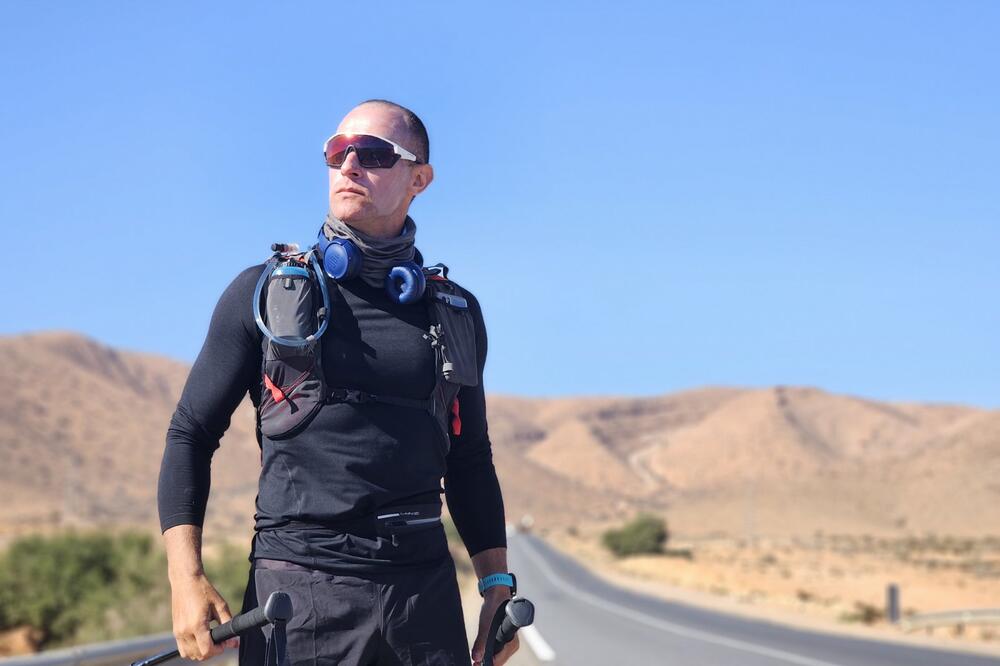 Marko koji je za decu obolelu od raka 36 dana trčao, vozio kajak i bicikl - stigao u Beograd!