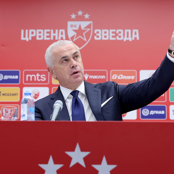 Terzić slavio uz šampanjac: Zvezda pomera granice, piše istoriju, a jedna stvar me posebno raduje (VIDEO)