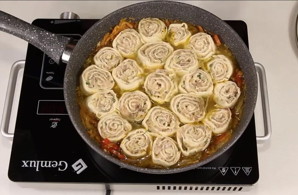 Peljemeni sa oslićem, Oslić, Posno, Hrana