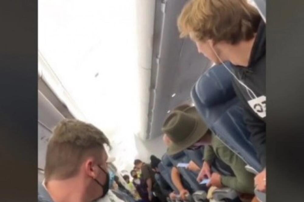 ŽENA ŠOKIRALA PUTNIKE U AVIONU: Nije ni SLUTILA da će joj se ŽIVOT preokrenuti u SEKUNDI, svi gledali dok se...
