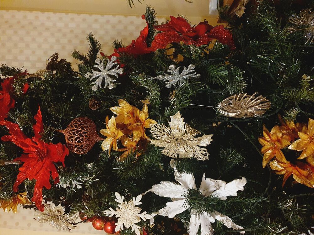 Nova godina, Novogodišnja jelka, Jelka, Ukrasi