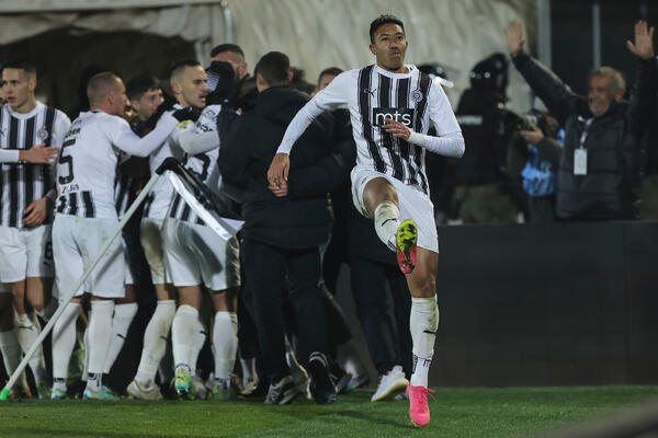 MALME I BEŠIKTAŠ NUDE MILIONE ZA SALDANJU! Partizan može bogato da zaradi od prodaje najboljeg igrača (FOTO)