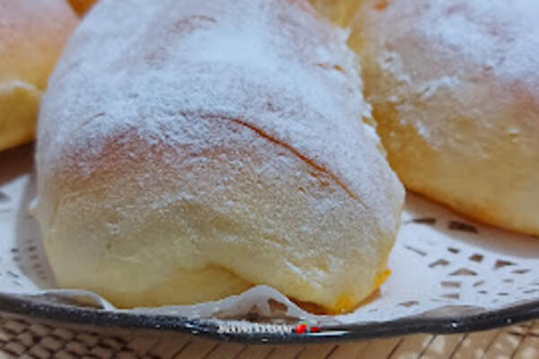 SRPSKE ROLNICE BUHTLICE ĆE VAM BITI MEKE KAO PENA SAMO AKO IH OVAKO RAZVUČETE: Ovu CAKU ne znaju mnoge DOMAĆICE