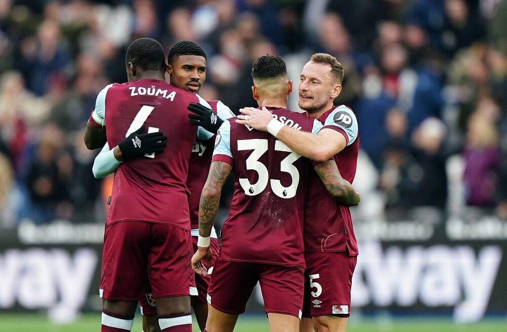 Zasluženo slavlje fudbalera Vest Hema