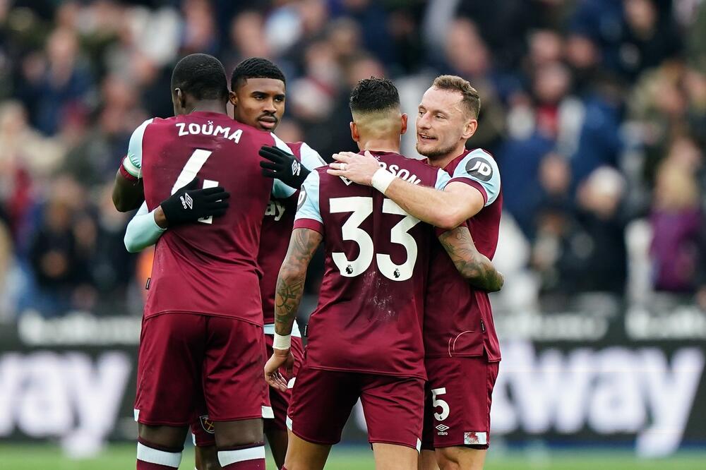 VEST HEM ŠOKIRAO ARSENAL: "Tobdžije" se ispromašivale i propustile priliku da godinu završe na prvom mestu!