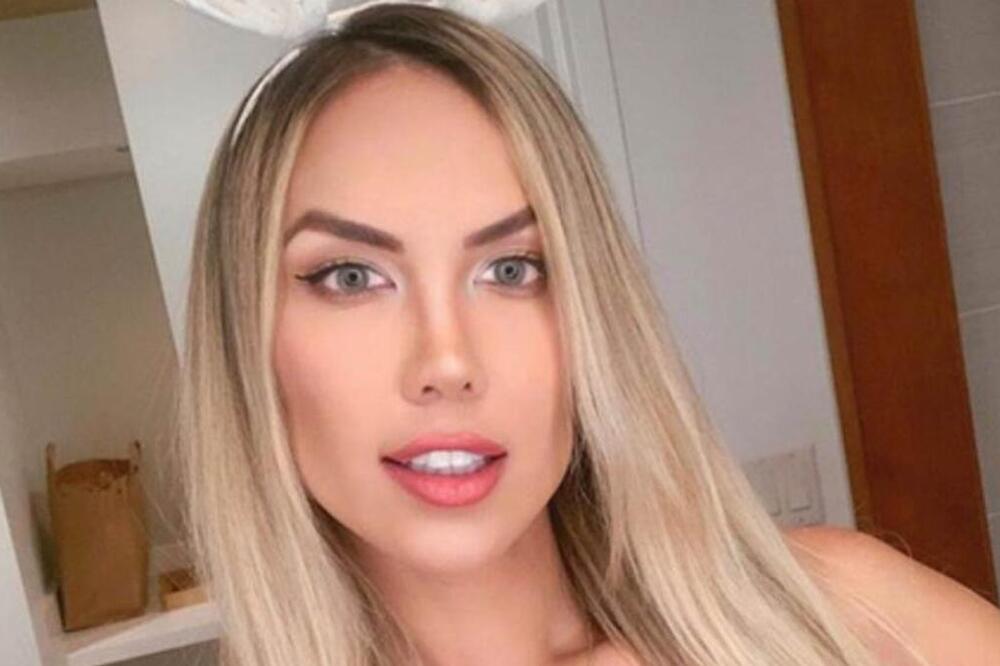 ATRAKTIVNA DOKTORKA NA TAKMIČENJU ZA NAJBOLJU GUZU SVETA: Prijavila se i izgubila posao u bolnici! (FOTO)