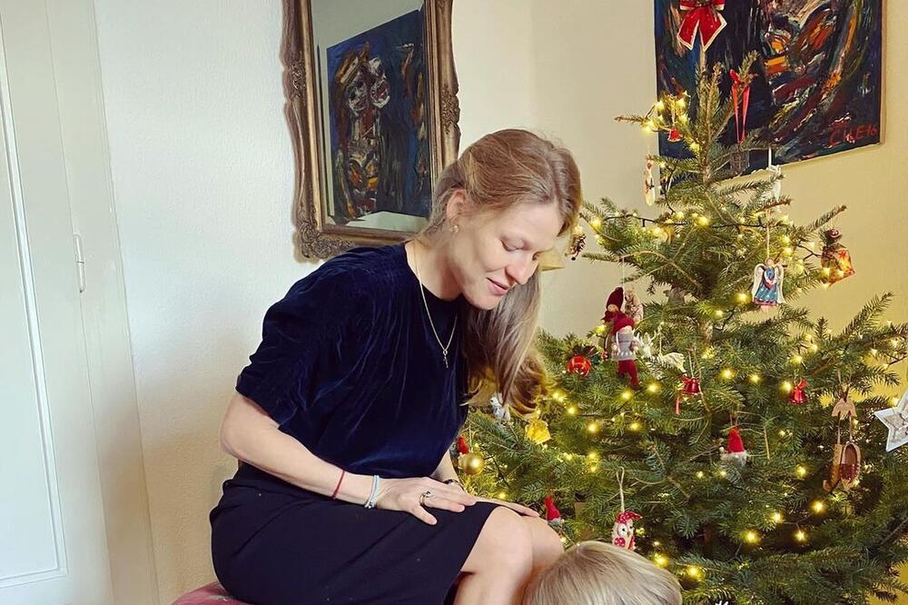 DANAS SU MATERICE, A U DOMU KARAĐORĐEVIĆA SE POSEBNO POŠTUJE OVAJ PRAZNIK: Da li znate za OVAJ OBIČAJ? PREDIVNO