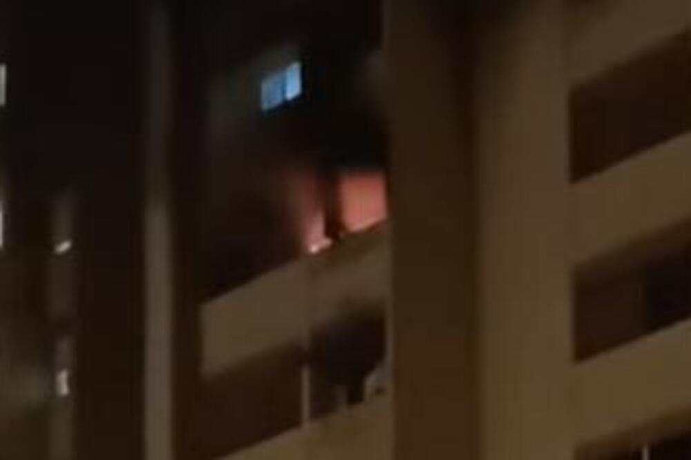 DETE BACILO PETARDU, PA IZAZVALO POŽAR U SPLITU: Nastao opšti haos, na svu sreću nije bilo žrtava (VIDEO)