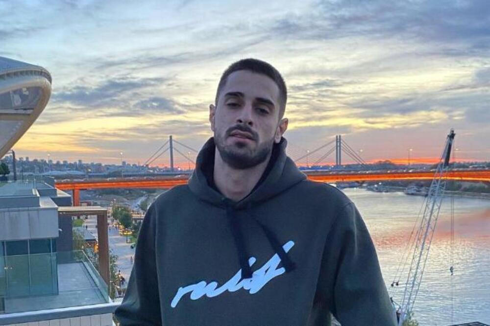 REPER KOJI JE PEVAO NA SPLAVU KARTEL IZNEO NOVE DETALJE DRAMATIČNE NOĆI: Ovo je imao da KAŽE