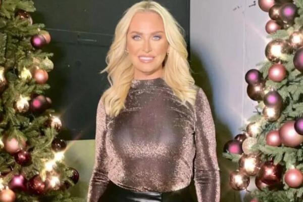 POBEDNICA VELIKOG BRATA OTKRILA DA ZBOG NJEGA NE MOŽE DA IMA PARTNERE: Brutalno ISKRENA ISPOVEST voditeljke (FOTO)