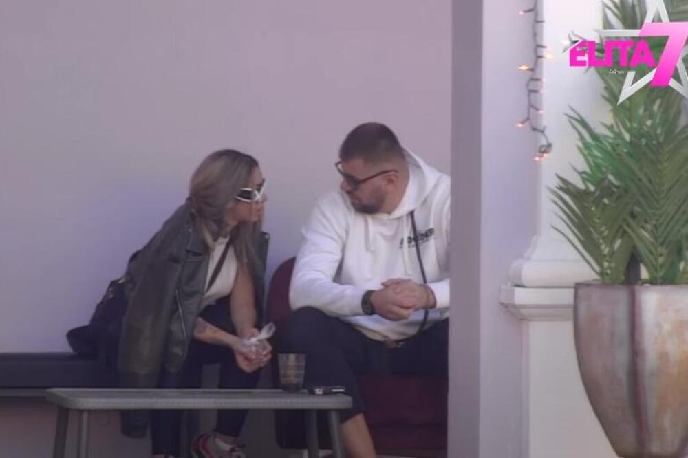 JANJUŠ PRESEKAO, REŠIO DA ZAUVEK OSTAVI ANELI! Ona ga molila za RAZGOVOR, on je SPUSTI kao NIKOGA DO SAD