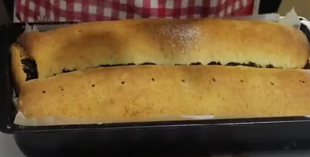 Štrudla sa džemom, orasima i makom