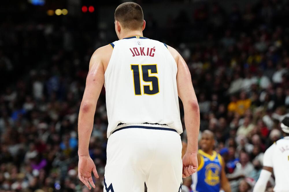 DENVER SLAVIO U BOŽIĆNOM DERBIJU: Jokić blizu tripl-dala, Kari se ispromašivao!