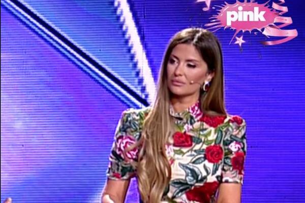 ANA VODILA EMISIJU SA IZDEFORMISANIM LICEM: Evo kako se javlja OVAJ ZDRAVSTVENI PROBLEM, OBRATITE PAŽNJU na OVO