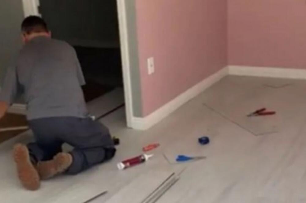 UŠAO JE U ĆERKINU SOBU I POČEO SVE DA RUŠI: Kada čujete RAZLOG nećete moći da ZADRŽITE SUZE - gledajte SAMO OVO