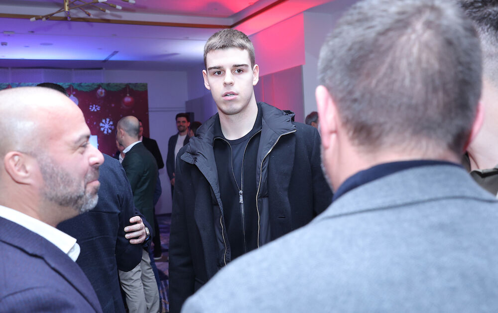 Nikola Topić na novogodišnjem koktelu KK Crvena zvezda