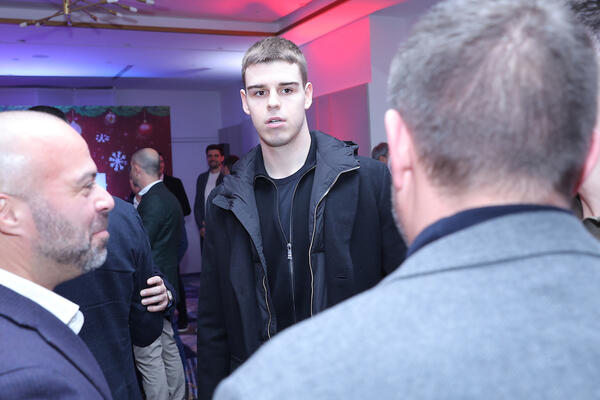 TEOV NASLEDNIK - 4 I 44! Zvezda ozvaničila povratak Topića, u glavnoj ulozi sa Teodosićem (VIDEO)