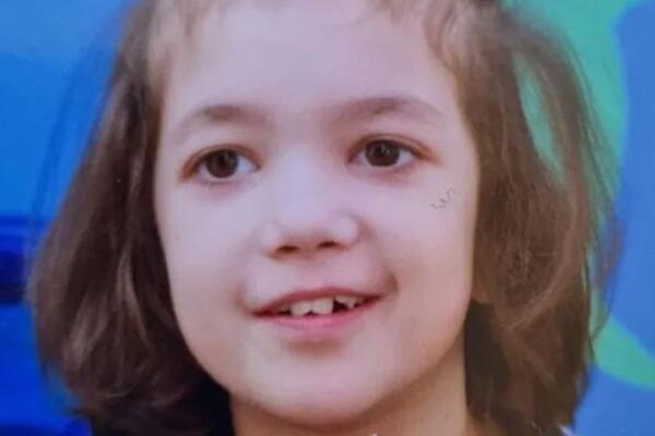 OVO JE MIA KOJA JE STRADALA U AUSTRALIJI: Maleni anđeo žrtva stravičnih poplava, otišla od kuće baš pred OLUJU!