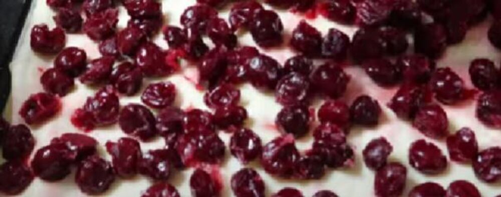 Višnje preko fila za posnu čoko-višnja baklavu