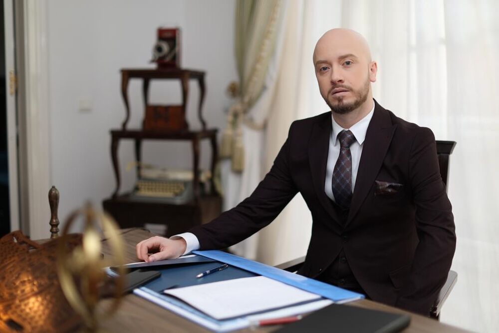 Kako Mirko nastupa kada mu do pesme nije?