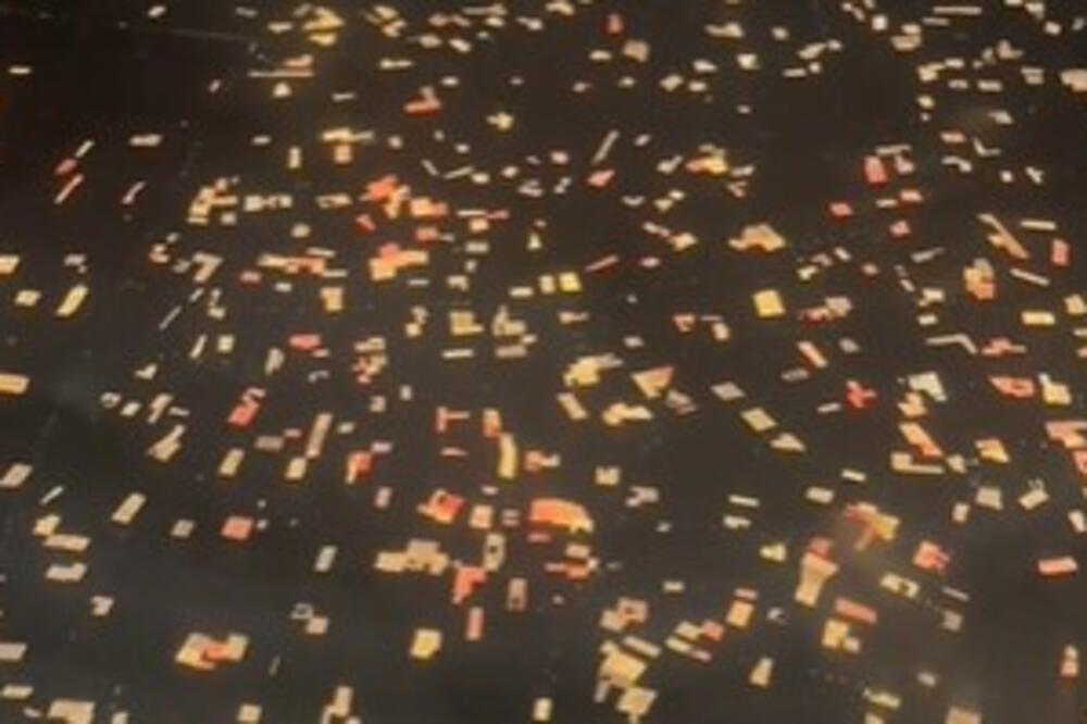 NEOBIČNO POLJE SNIMLJENO IZ AVIONA OSTAVILO JE LJUDE ZATEČENE: Nisu znali ŠTA je TO, a onda su shvatili... (VIDEO)