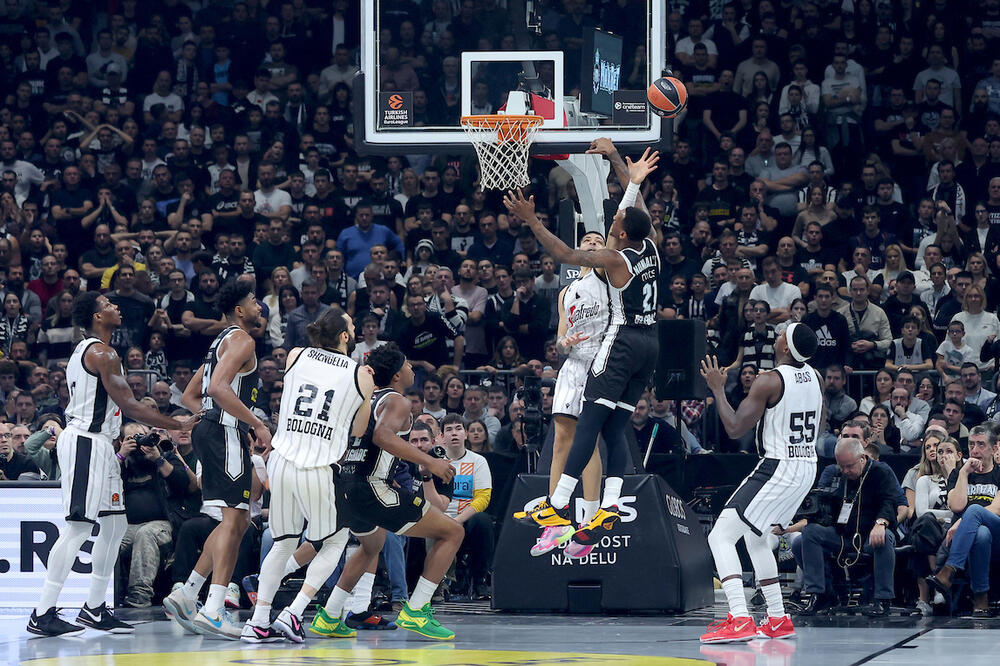 "SRBIJA JE MEKA KOŠARKE!" Poznati igrač Virtusa posle pobede nad crno-belima poklonio se večitim rivalima (FOTO)