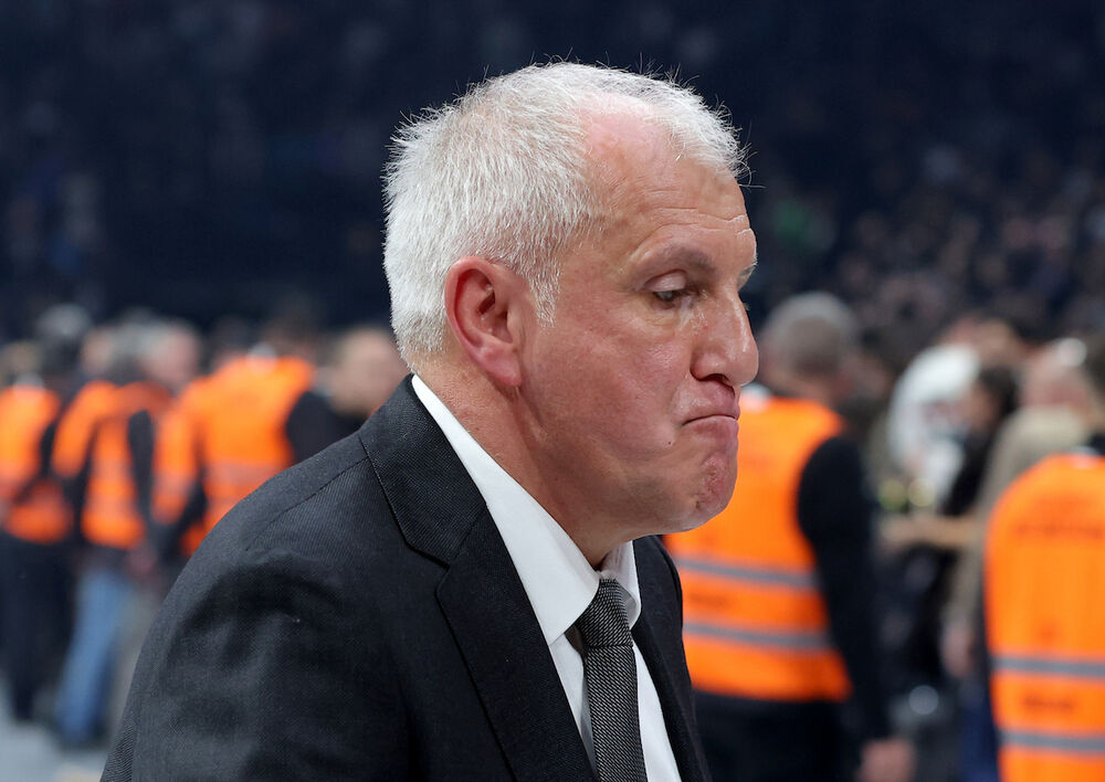 Željko Obradović na utakmici Partizana i Virtusa iz Bolonje