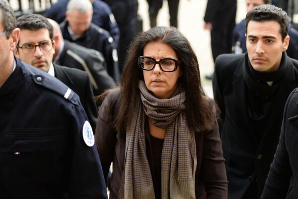 OVO JE PRVA ŽENA KOJA JE DOSTIGLA BOGATSTVO OD 100 MILIJARDI DOLARA: Nasledila je kompaniju koju SRPKINJE OBOŽAVAJU