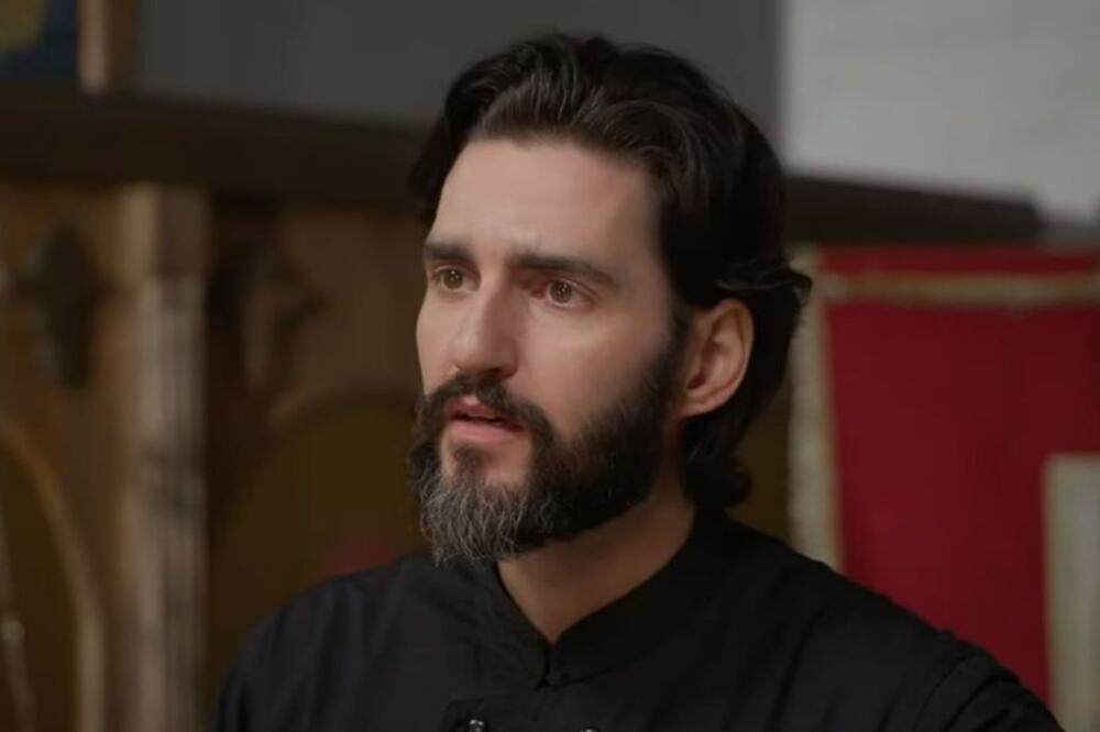 ŽENE ODLEPILE ZA POPOM IZ SERIJE "POPADIJA" Sada je isplivalo BAŠ SVE O NJEMU, njegov privatan život na TANCI