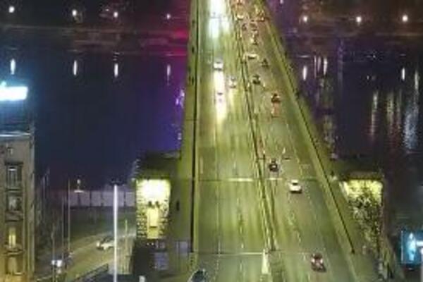 BEOGRAĐANI "KLISNULI" SA POSLA JOŠ U PODNE? Trenutno BEZ VEĆIH GUŽVI u prestonici, ali je zato OVDE KOLAPS!