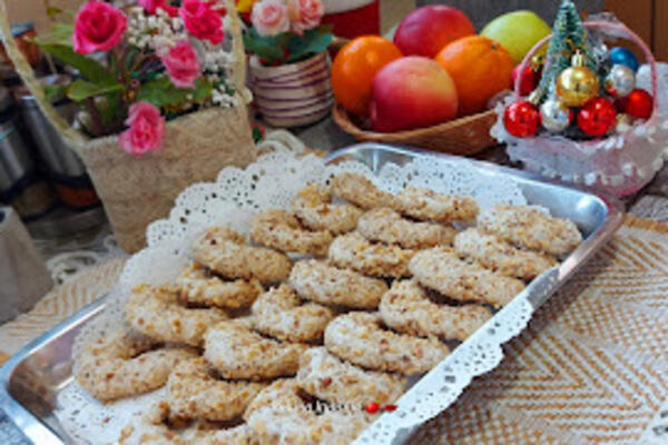 Starinski recept za savršene orasnice: Obogatite prazničnu trpezu ovim kolačem, niko im neće odoleti