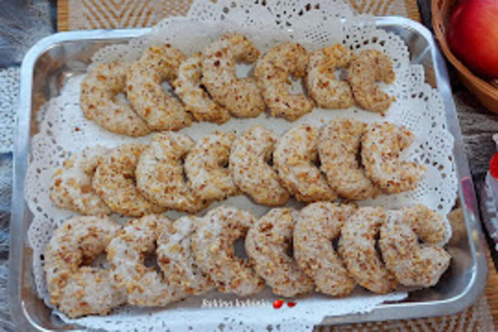 Srpkinje će biti oduševljene ovim starinskim receptom: Orasnice kakve smo jeli samo kod bake, pravo savršenstvo