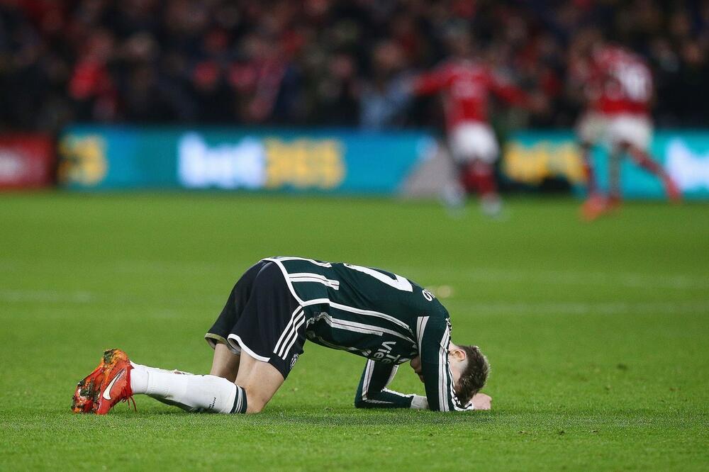 NUNOVA LEKCIJA TEN HAGU: Notingem Forest srušio očajni Junajted!