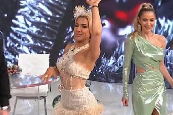 JOVANA JEREMIĆ NOSILA ISTU HALJINU U EMISIJI I NA SVADBI: Svi su primetili jedan poseban detalj, OVO JE SIMBOLIKA