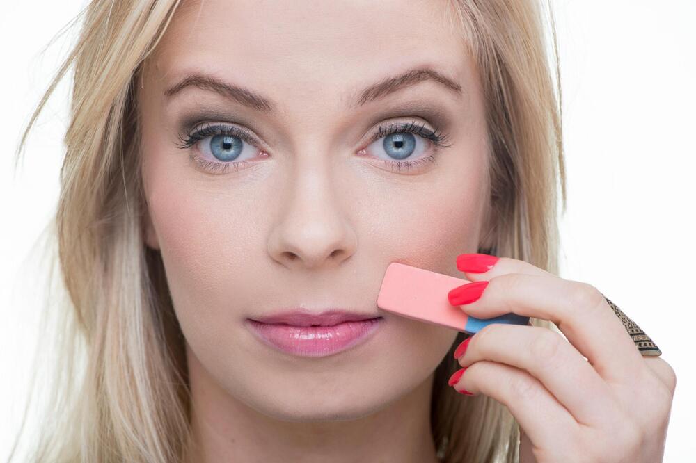 ŽELITE DA IZBRIŠETE BORE: Za mladalački izgled vam je potrebno samo OVO!